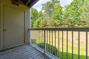 Stafford Lakes balcony